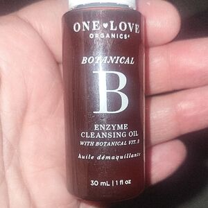 Botanical B Enzyme Cleansing Oil - Brown